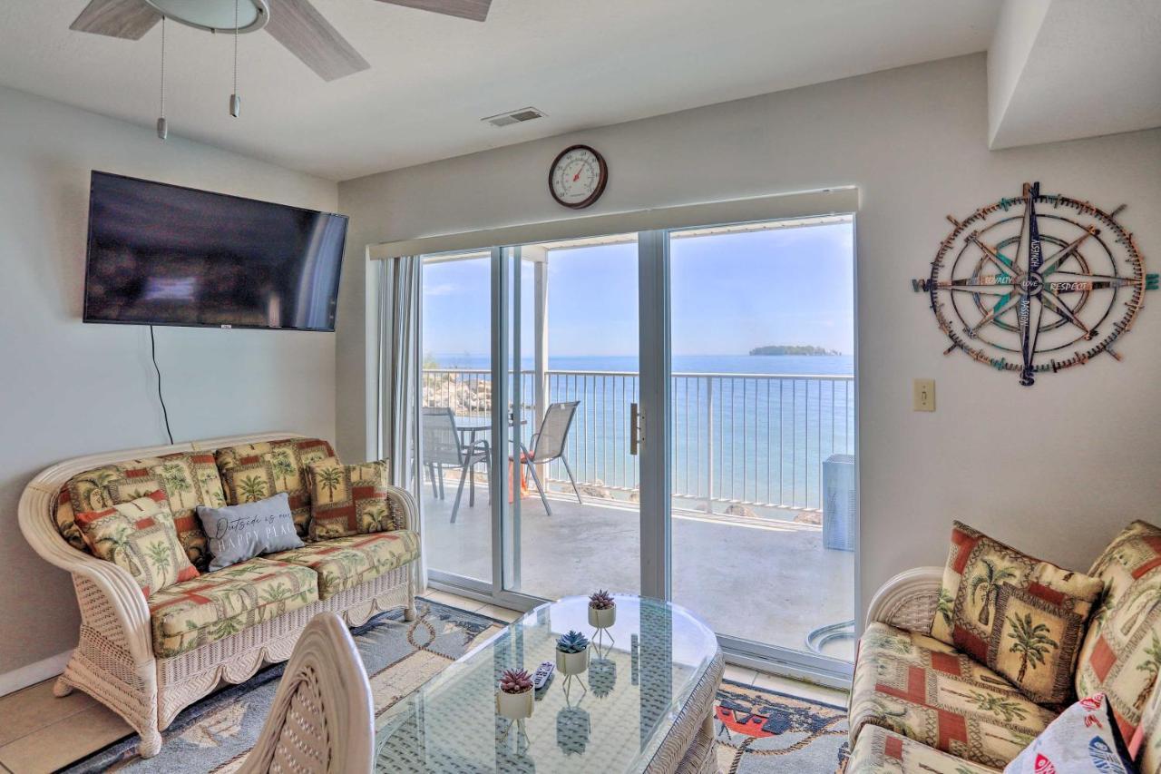 Cozy Lakefront Middle Bass Retreat With Balcony Put-in-Bay Eksteriør billede