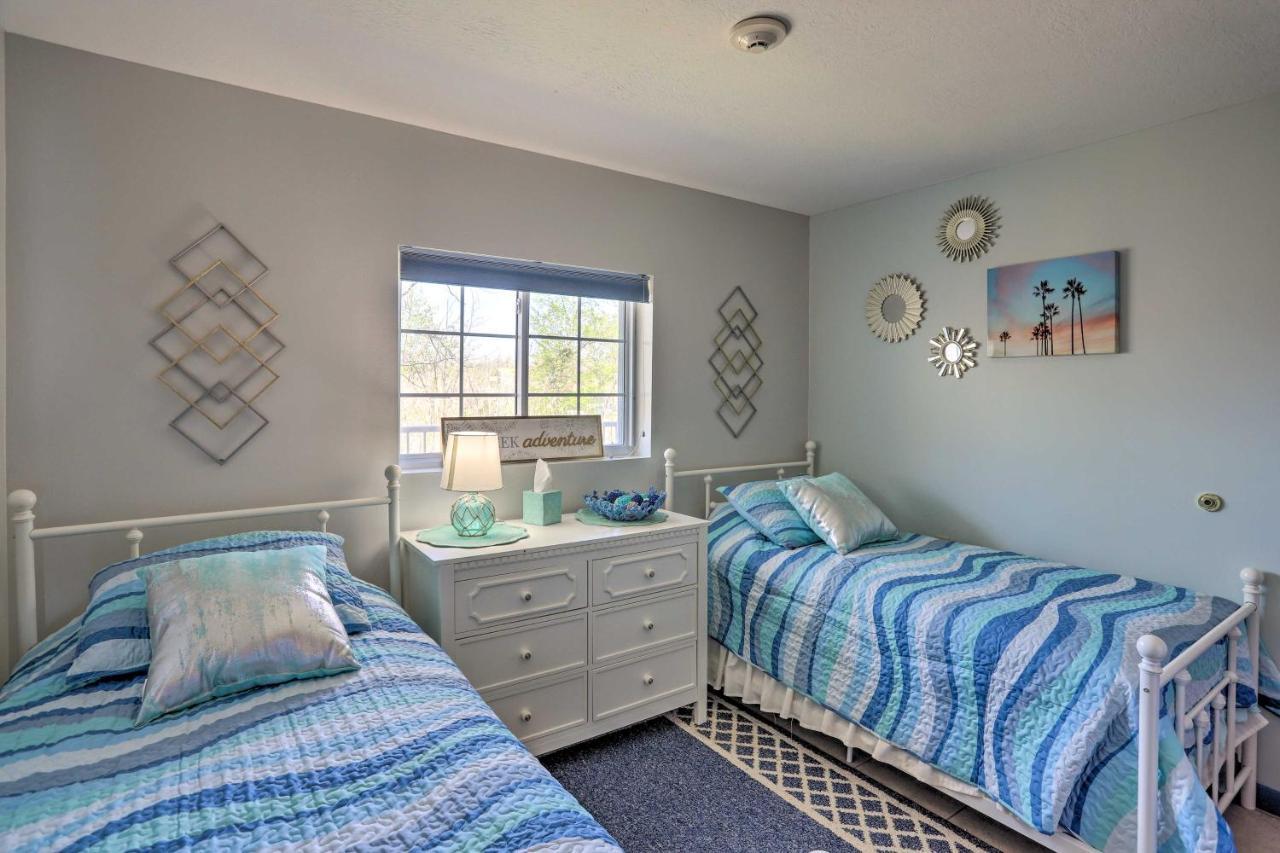 Cozy Lakefront Middle Bass Retreat With Balcony Put-in-Bay Eksteriør billede