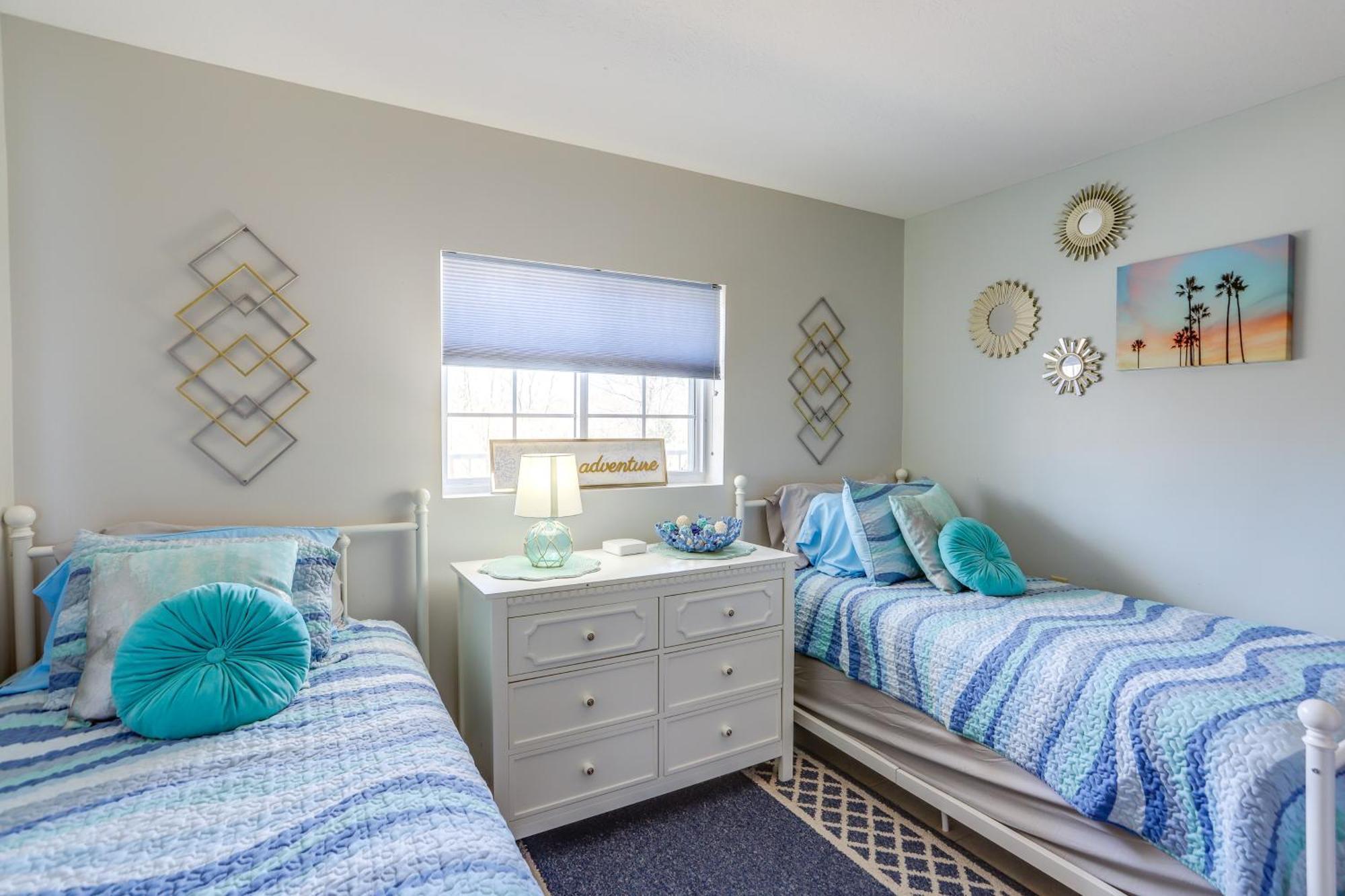 Cozy Lakefront Middle Bass Retreat With Balcony Put-in-Bay Eksteriør billede